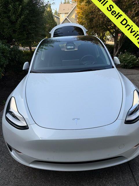 tesla model y 2022 7SAYGDEE2NF407565 image tesla model y 2022 7SAYGDEE2NF407565 image